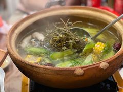 石橄榄炖鸡-洪大厨鸡煲(福田店)