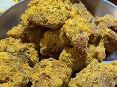 -BHC炸鸡(明洞总店)