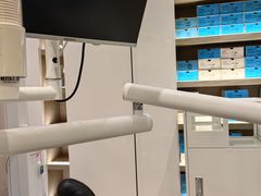 -柏乐口腔医院·舒适化无痛种植牙中心(东盟商务区院)
