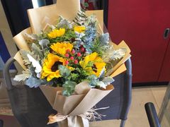 -FEI FEI FLOWER鲜花店·气球派对·宝宝宴布置(虹口德必运动Loft店)