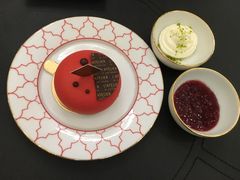 -Salon de The de Joel Robuchon(外滩18号店)