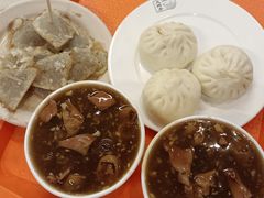 猪肉大葱包子-天兴居(鲜鱼口街店)