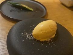 -丽思卡尔顿·炙焰·铁板烧餐厅