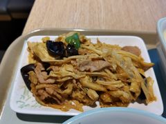 -老乡鸡(上海品尊国际中心店)