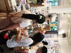 -猫的天空之城概念书店(杭州南宋御街店)