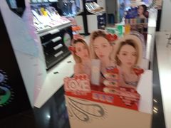 -miomi米欧米美瞳隐形眼镜(新世界大丸百货店)