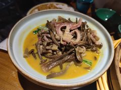 鹿茸菌煨猪肚-吃饭皇帝大土家民族菜(正大广场店)