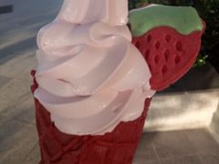 -麦当劳(展览路店)