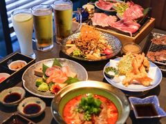 -铭牛烧肉·和牛海鲜自助(高新月牙湖店)