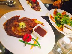 -AIR Restaurant & Lounge