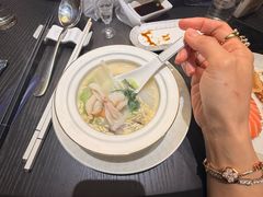 -万山楼海鲜酒家·二十三年老字号