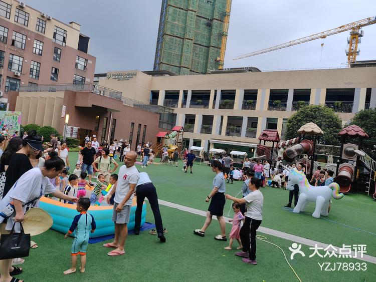 9月1日 14:50 关注 玩水的快乐 很有幸暑假期间参加了嘉业幼儿园的