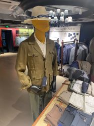 -BRANS PORO布朗斯伯勒西装高级定制·瑞璞西装(金陵店)