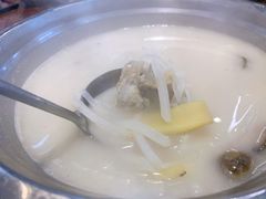 萝卜丝滚巴鱼汤-飞尝蚝·顺德菜·鱼生(顺德总店)
