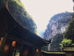 -龙水峡地缝景区