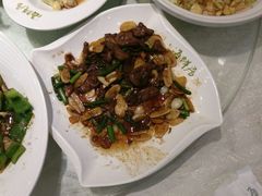 -赶海部落海鲜城(海阳路店)