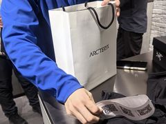 -ARC'TERYX始祖鸟(北京王府中环店)