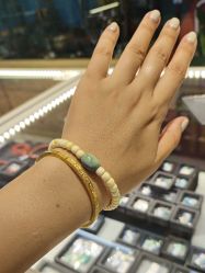 -灵彩珠宝(朗香街店)