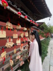 -汉仪华裳汉服馆(打浦桥店)