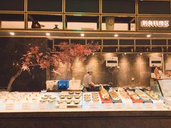 -半岛翡丽海鲜自助餐厅(观风亭店)