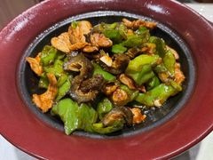 海参小炒肉-品味居·首店·大连鲜活海鲜大连菜(东港店)