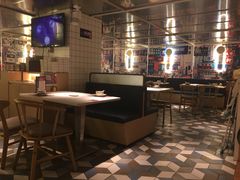 卡座-食大利香港茶餐厅(南亚风情第一城店)