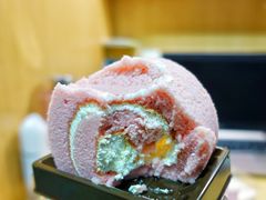 樱花白桃味蛋糕卷-多乐之日(五道口店)