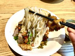 -牛八宝桂林米粉(八里庄店)