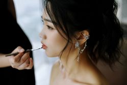点击看大图 -荷玛高端新娘跟妆团队·彩妆培训