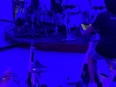 -巅峰减重高端减肥训练营(惠州店)