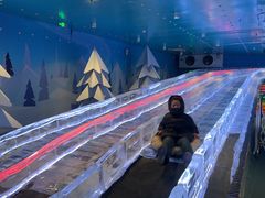 -西安银基冰雪世界