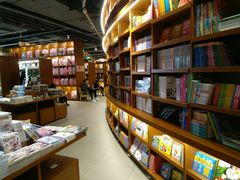 -博览书店(越秀悦汇天地店)