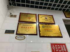 -覃肥叔桂林米粉(粮道街店)