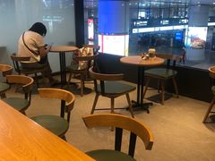 大堂-星巴克(北京南站第三店)