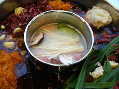 -周幺妹重庆老火锅(银泰城总店)