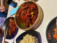 -红盔侠小龙虾(海宁银泰店)