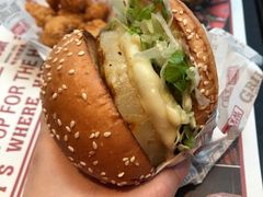 -The Habit Burger Grill 哈比特汉堡(复兴soho店)