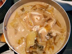 倜傥酸菜猪肚煲-MR鹅外