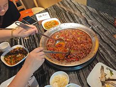 -老船舫·现做活鲜鱼馆(东郊记忆店)