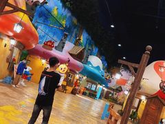 -蓝精灵乐园·世茂精灵之城主题乐园
