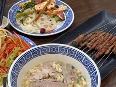 -崇德楼水盆牛羊肉泡馍馆(文艺路店)