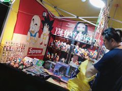 -吴山路夜市