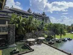 -海南清水湾莱佛士酒店