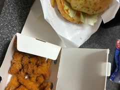 -必胜客(航洋国际店)