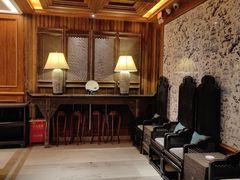 -八府香鸭·啫啫煲(华山路店)