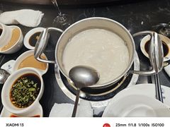 -红鼎豆捞·非遗鲍皇汤火锅(宝丰路店)