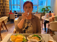 -深圳彭年万丽酒店
