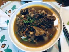 -阿灶卤煮老店·姜母鸭(五店市总店)