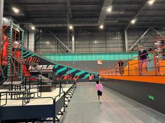 -极限PLAY运动娱乐新世界·团建派对潮玩休闲馆·室内蹦极高空游乐园