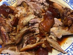 -老天桥酱肉烧饼夹肘子(天桥店)